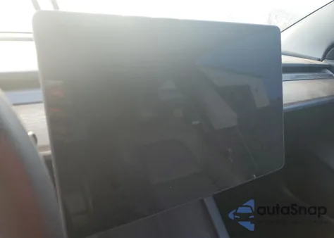 2021 Tesla Model 3 из США, поврежденный, VIN 5YJ3E1EA5MF851952